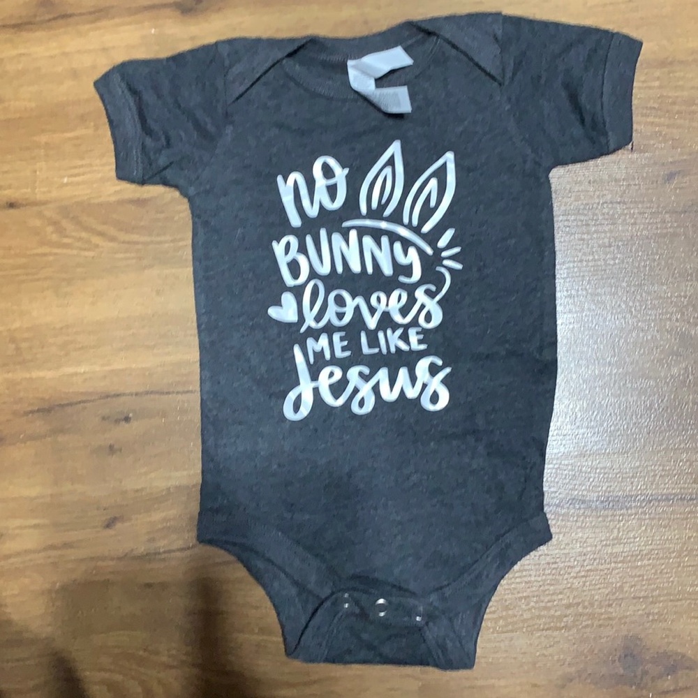 Gray Easter Onesie (6-12 Month) A13